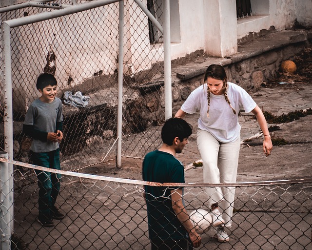 斯洛特：我们没有可用的边锋，派出两名9号球员是合乎逻辑的