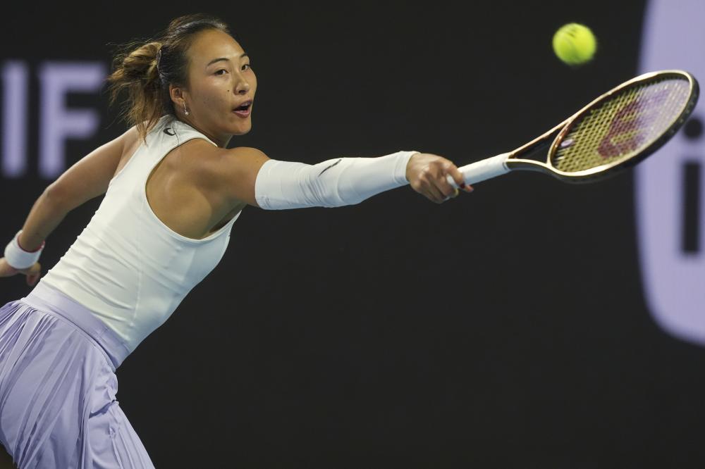 琼斯：我们一直都支持斯洛特，萨拉赫的情况轮不到我点评